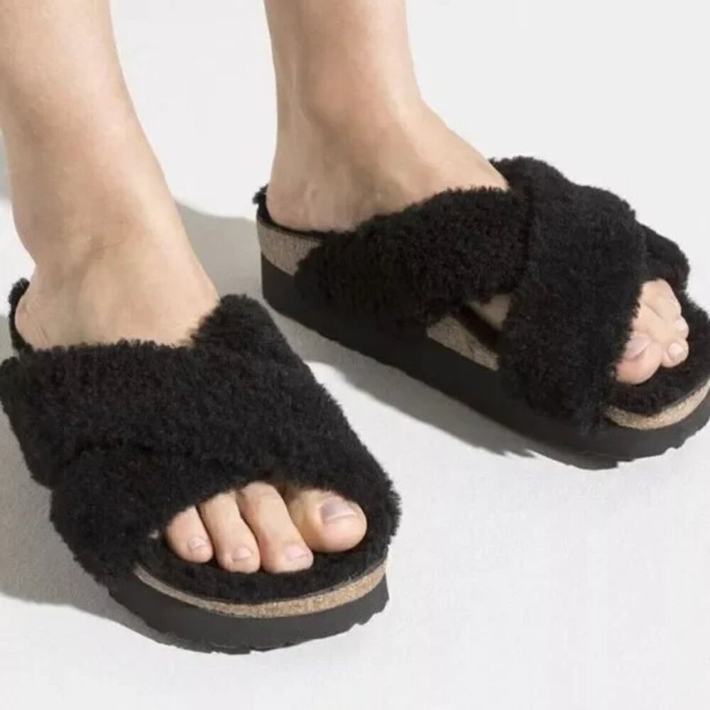 EUC Pappillio by Birkenstock Black Shearing Teddy Sandals EU 37